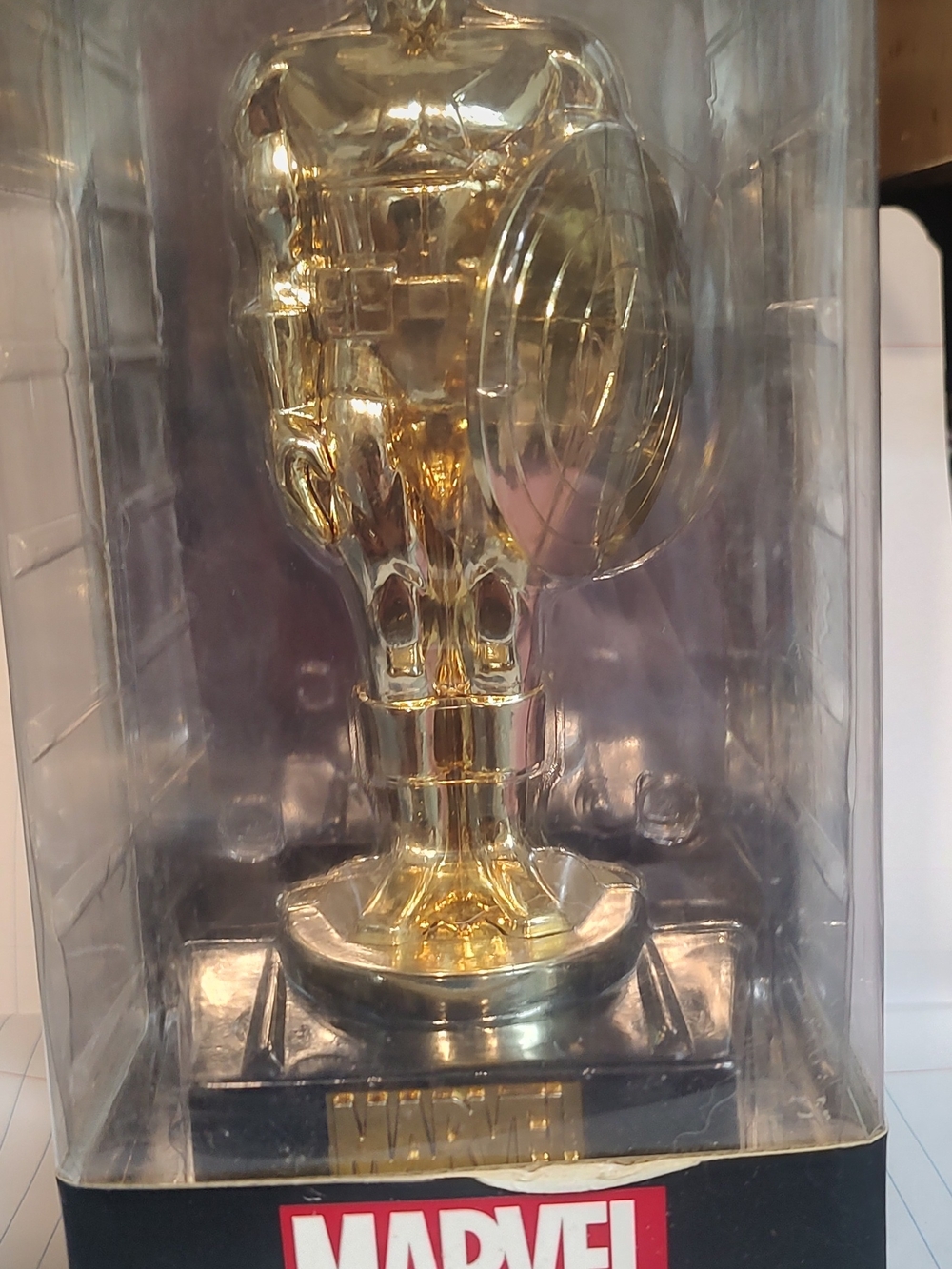Marvel Captain America Collector Corps 2015 Nib